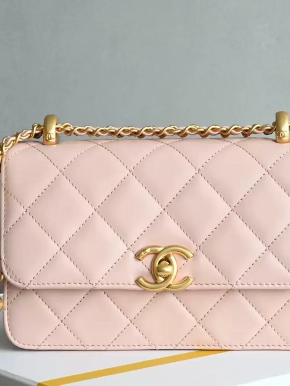 Classic Chanel Bag: A Stylish and Versatile Choice for Elegance